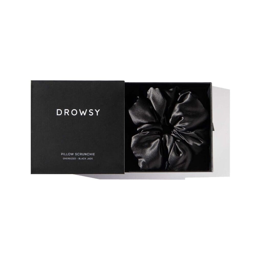 Pillow Scrunchie Color Black Jade
